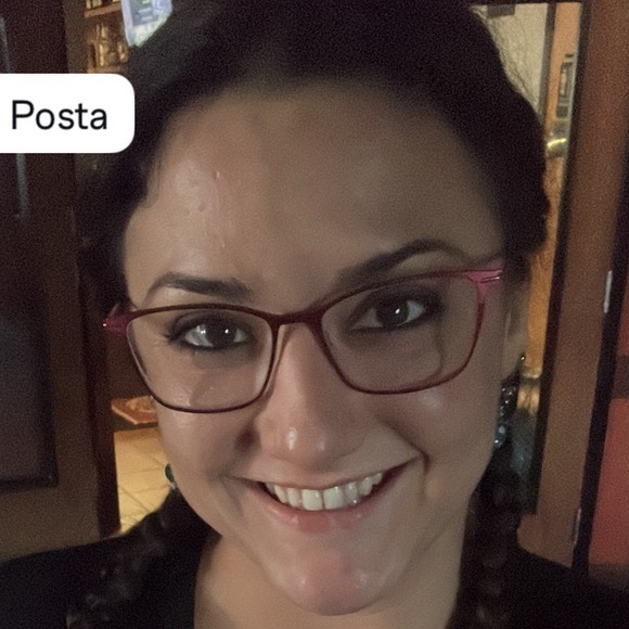 Meet, Elle POSH AMBASSADOR - Picture 5 of 9